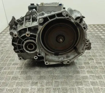 Skoda Octavia Mk3 (5E) Automatic gearbox 02E301103J 02E301107