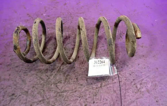 Toyota Yaris Rear coil spring