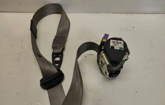 Audi A4 S4 B7 8E 8H Front seatbelt 560788501 H11810 008R000