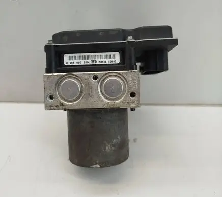 Audi A4 S4 B8 8K ABS Pump 8K0907379AB