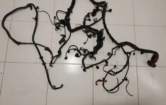 Mercedes-Benz E W212 Engine installation wiring loom A6421504089