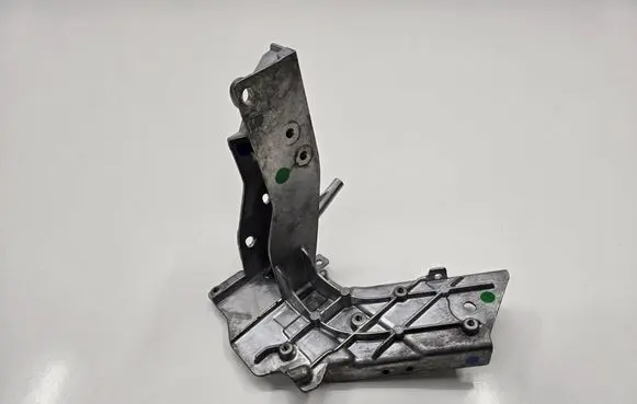 Mercedes-Benz E W213 Radiator support slam panel bracket A2536270700