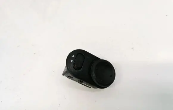 Opel Astra G Wing mirror switch 09130503