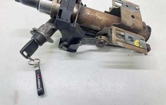 Audi A3 S3 8L Steering wheel axle 8L1419501H