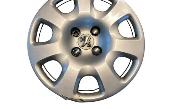 Peugeot Partner R15 wheel hub/cap/trim 9661979880 9681448780