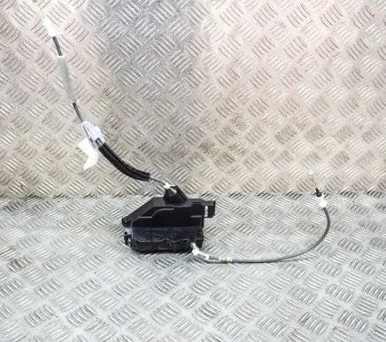 Opel Mokka B Front door lock PSA305590