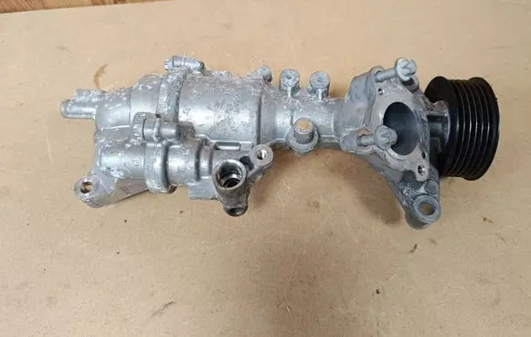 Mercedes-Benz GLC X253 C253 Water pump A2742000900 A2742000307
