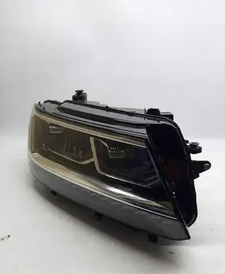 Volkswagen Tiguan Headlight/headlamp 5NB941036E