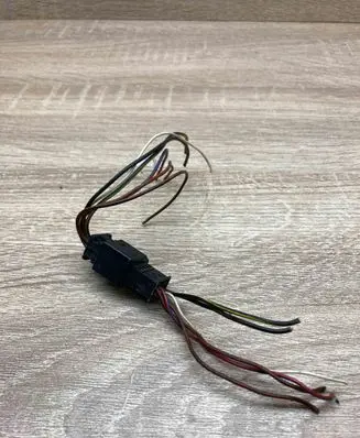 BMW 3 E30 Plug wire 8352945 6909000