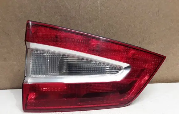 Ford Galaxy Tailgate rear/tail lights 6M2113A603EB