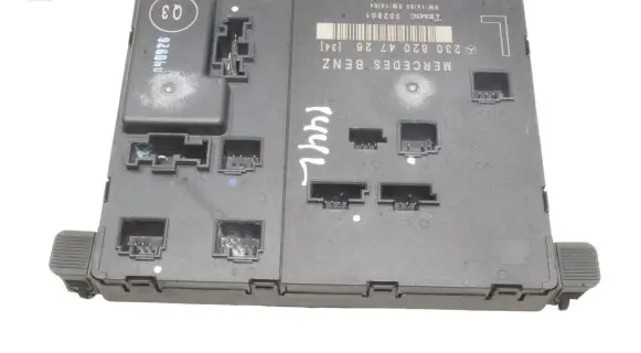 Mercedes-Benz SL R230 Door control unit/module 2308204726 A2308204726