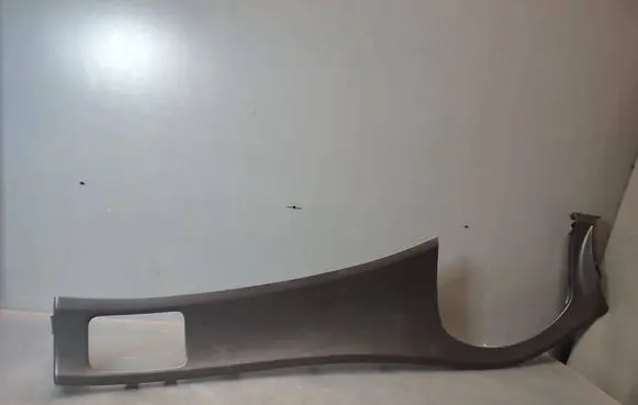 Nissan Pulsar Panel trim 684113ZL1A 684P23ZL0A