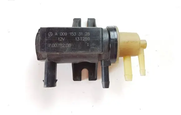 Mercedes-Benz E C207 W207 Turbo solenoid valve A0091533128