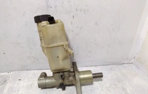 Peugeot 407 Master brake cylinder 9646980980 03350885121 03350885131