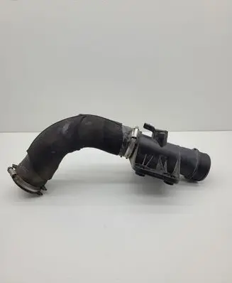Audi A7 S7 4G Intercooler hose/pipe 4G0145737R 4G0145637R