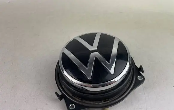 Volkswagen Golf VIII Tailgate/trunk/boot exterior handle 5G6827469F 5G9827469D 2G6827469