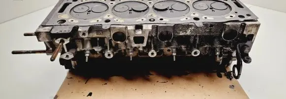 Citroen Berlingo Engine head 9634963010 40002365 433513
