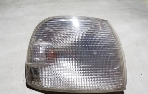 Front indicator light