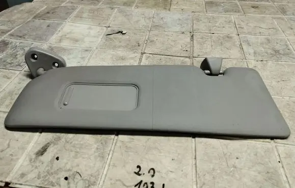 BMW 1 E81 E87 Sun visor 1010472300