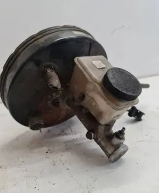 Mazda 626 Brake booster 83404324 9Z06