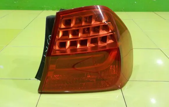 BMW 3 E90 E91 Rear/tail lights 4871732