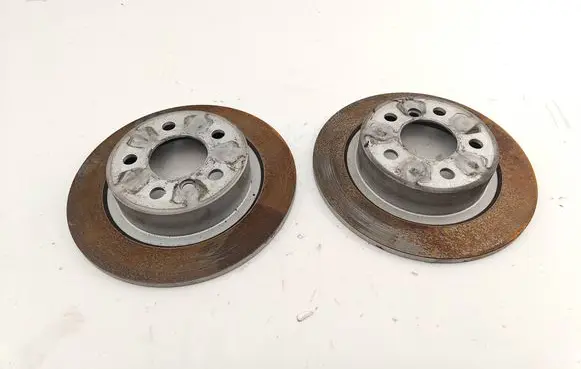 BMW 2 F46 Rear brake disc