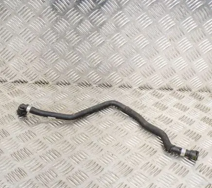 BMW 2 F22 F23 Engine coolant pipe/hose 8616530