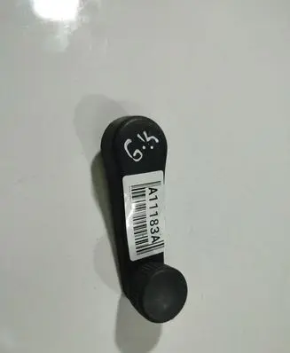Skoda Roomster (5J) Front door window winding handle 