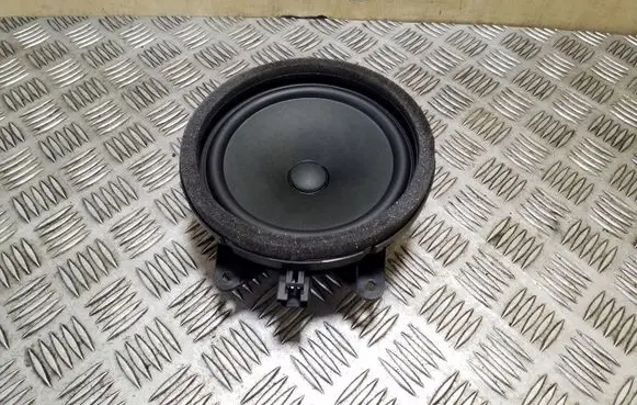 Volvo XC90 Front door speaker 32212429