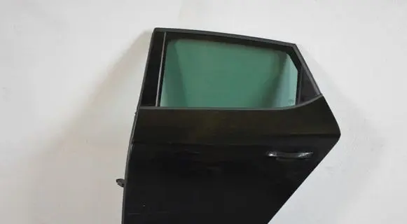Seat Leon (5F) Rear door 