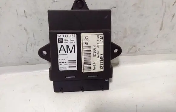 Opel Vectra C Door control unit/module 13111457