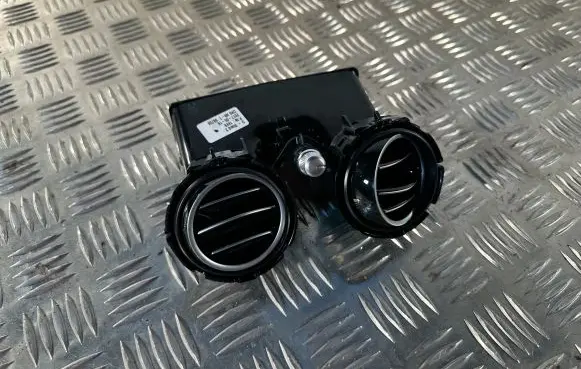 Mercedes-Benz E W213 Dash center air vent grill A2138309501