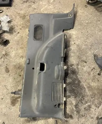 Mitsubishi Pajero Trunk/boot lower side trim panel 