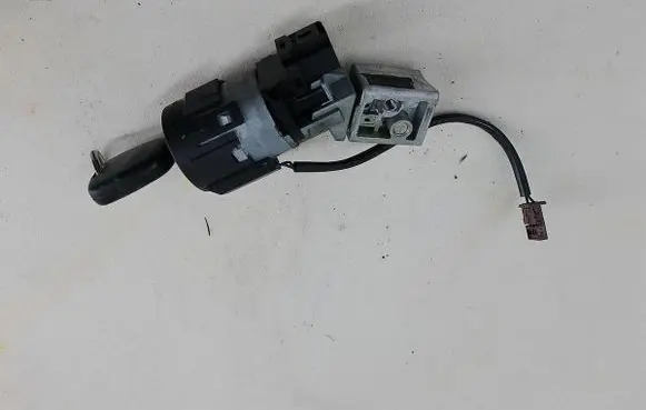 Citroen C4 I Picasso Ignition lock 36410600