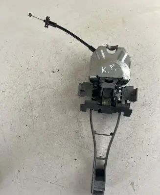 Volvo V50 Front door exterior handle/bracket 993940