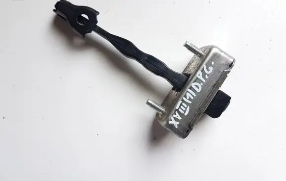 Subaru Crosstrek III Rear door check strap stopper