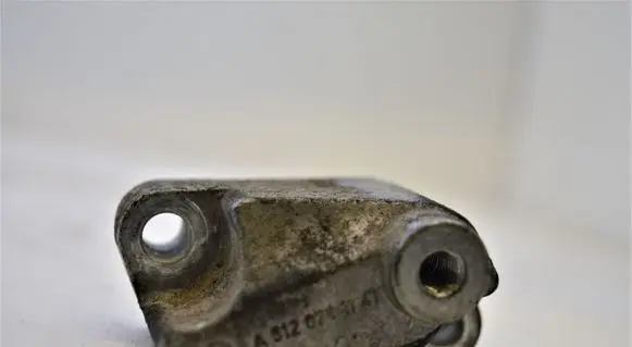 Mercedes-Benz E W211 Engine mounting bracket A6120781141