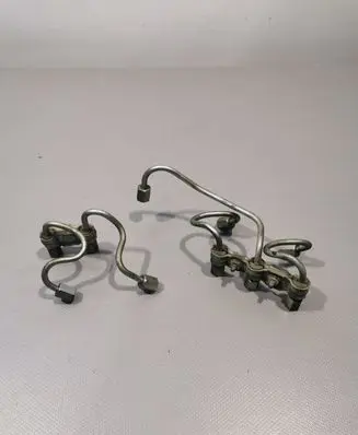 Toyota Auris 150 Fuel injector supply line/pipe 