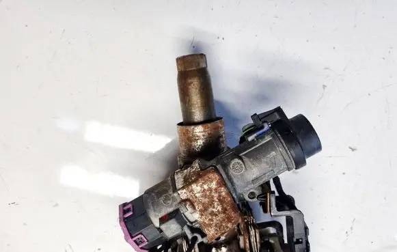 Volkswagen Polo Ignition lock