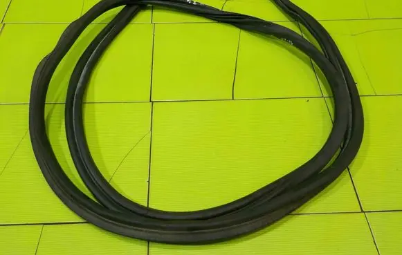 Peugeot 5008 Trunk rubber seal (body) 12AB33 AD60C0F9B73E4FE0B0
