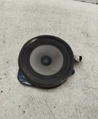 Audi A4 S4 B6 8E 8H Front door speaker 2752507175