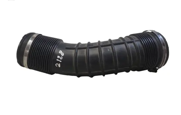 Air intake hose/pipe