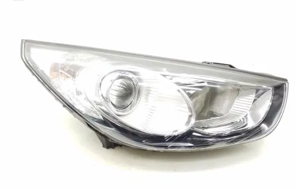 Hyundai ix35 Headlight/headlamp 921022Y