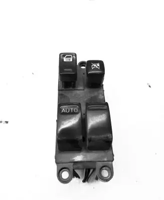 Nissan Almera N16 Electric window control switch 3Y28