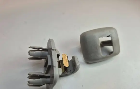 Audi A3 S3 8P Sun visor clip/hook/bracket 8E0857562