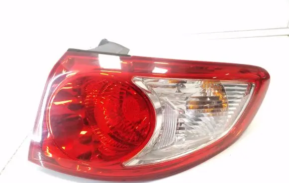 Hyundai Santa Fe Rear/tail lights 924022B000