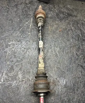 BMW X5 E70 Rear driveshaft 105381