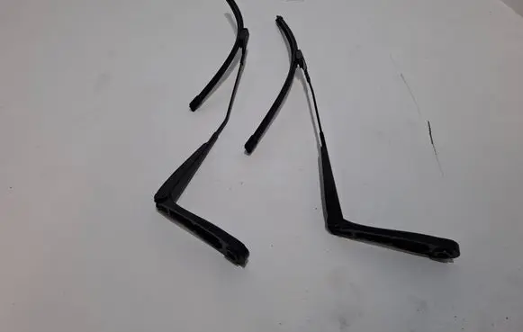 Ford Mustang Mach-E Front wiper blade arm LJ8B17527BA LJ8B17526BA
