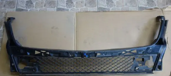 Mercedes-Benz ML W166 Front bumper lower grill MERCEDESBENZ A1668800103