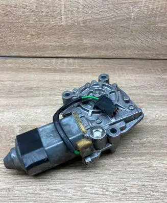 Audi 100 S4 C4 Rear door window regulator motor 0531826001
